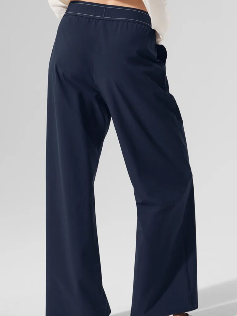Authentic Alo Yoga 💗 Navy Blue Suit Pants 😚Women's Classic Fit NWT (Regular) - Picture 6 of 6
